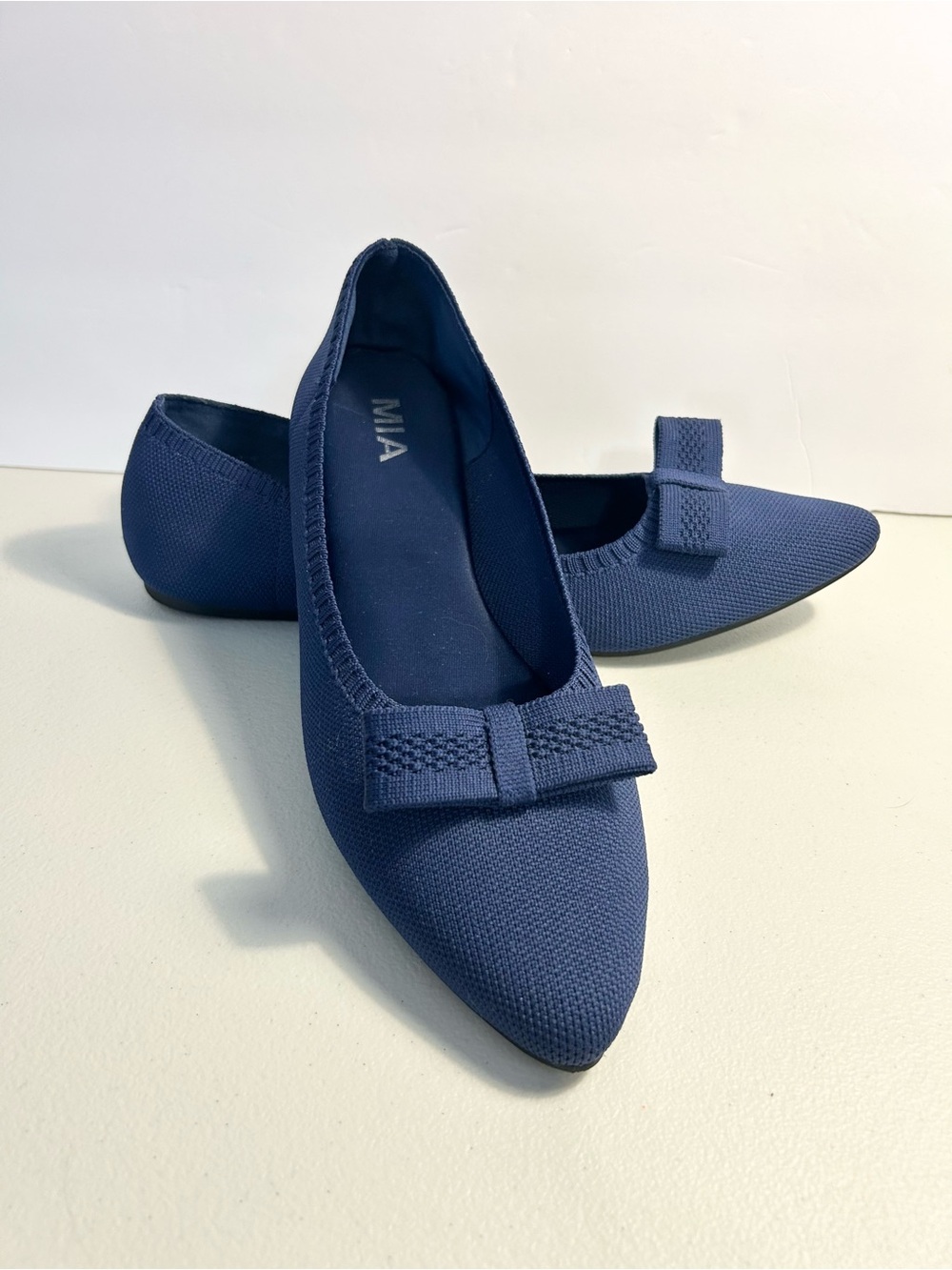 Mia Ballet Flat Shoes Womens Size 11 Navy Knit With Bow Almond Toe Comfort